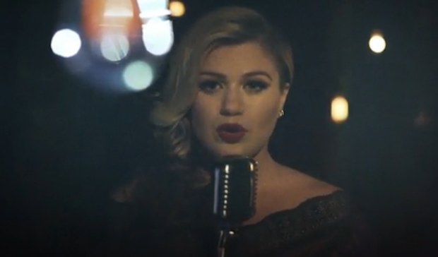 kelly clarkson wrapped in red video