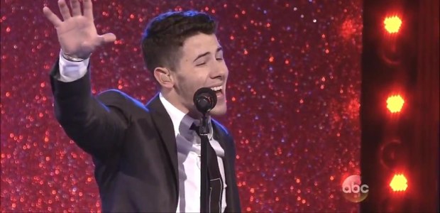 nick jonas dancing with the stars