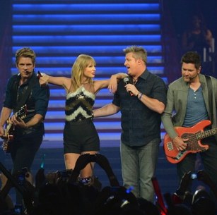 taylor swift and rascal flatts in nashville tour